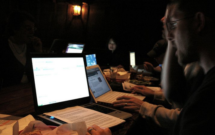 Tips Agar Tetap Bugar Walaupun Selalu Lembur