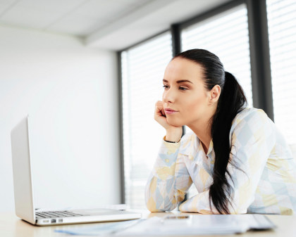 6 Cara Lebih Fokus Saat Kerja Agar Tugas Kantor Cepat Selesai